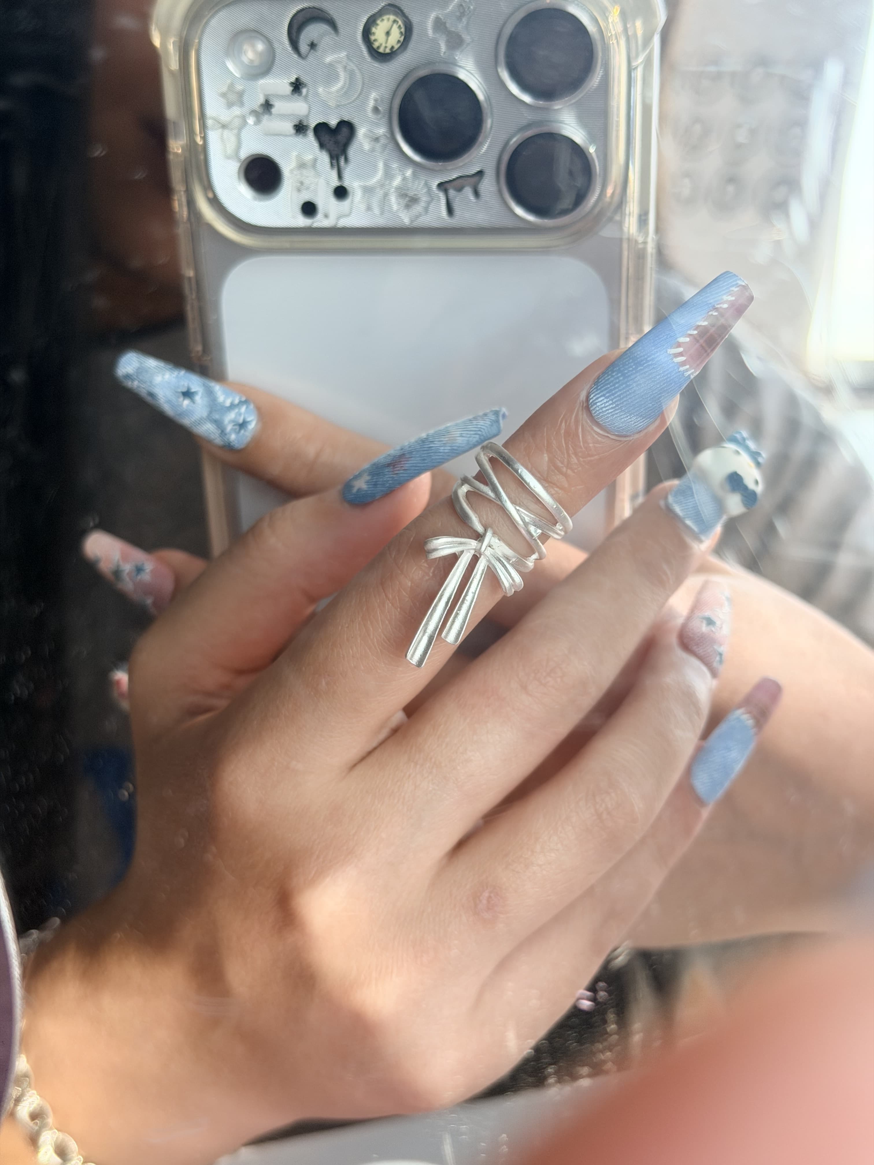 🎀 Bow & Glow Ring