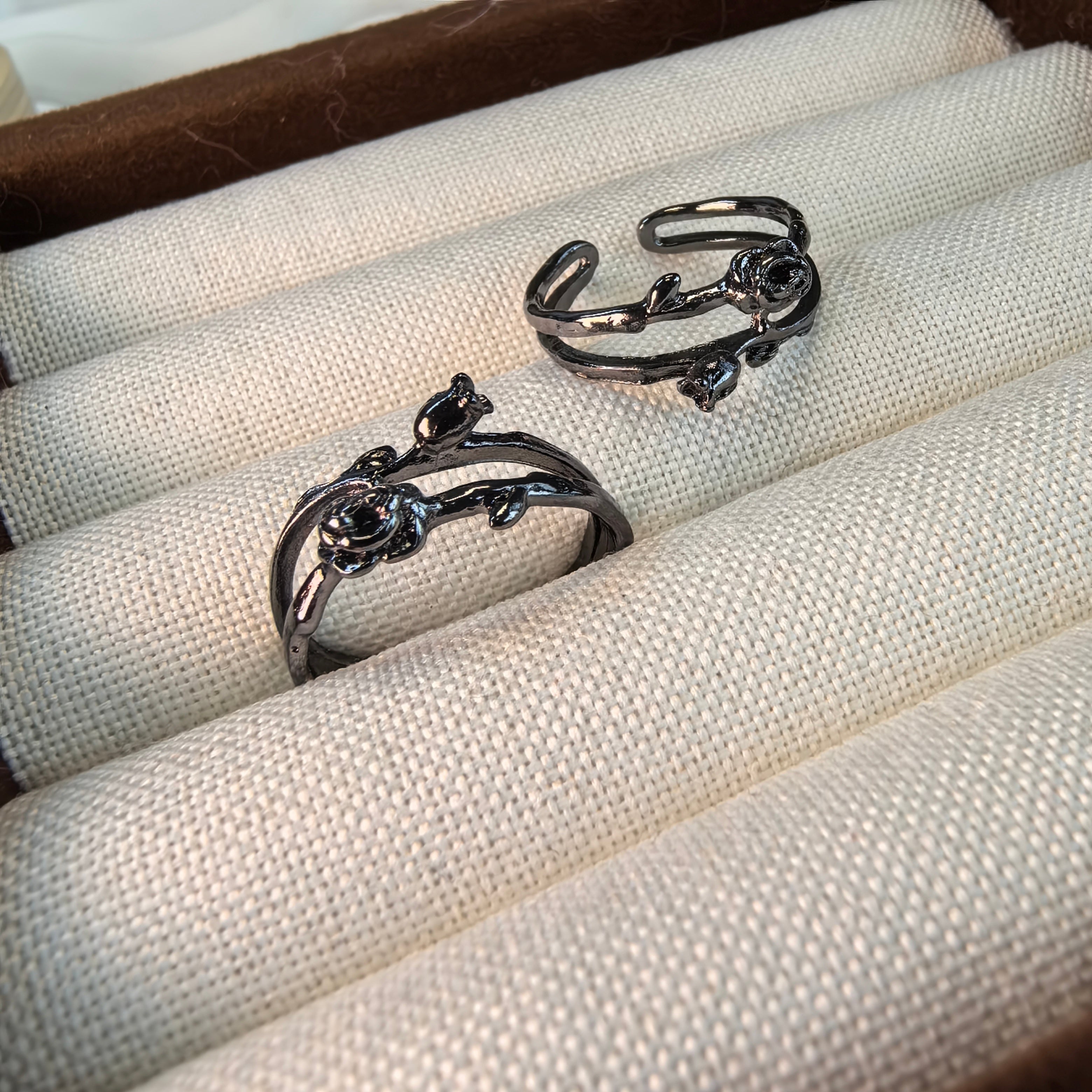 Add-On Deal 💍 Vintage Y2K Adjustable Ring