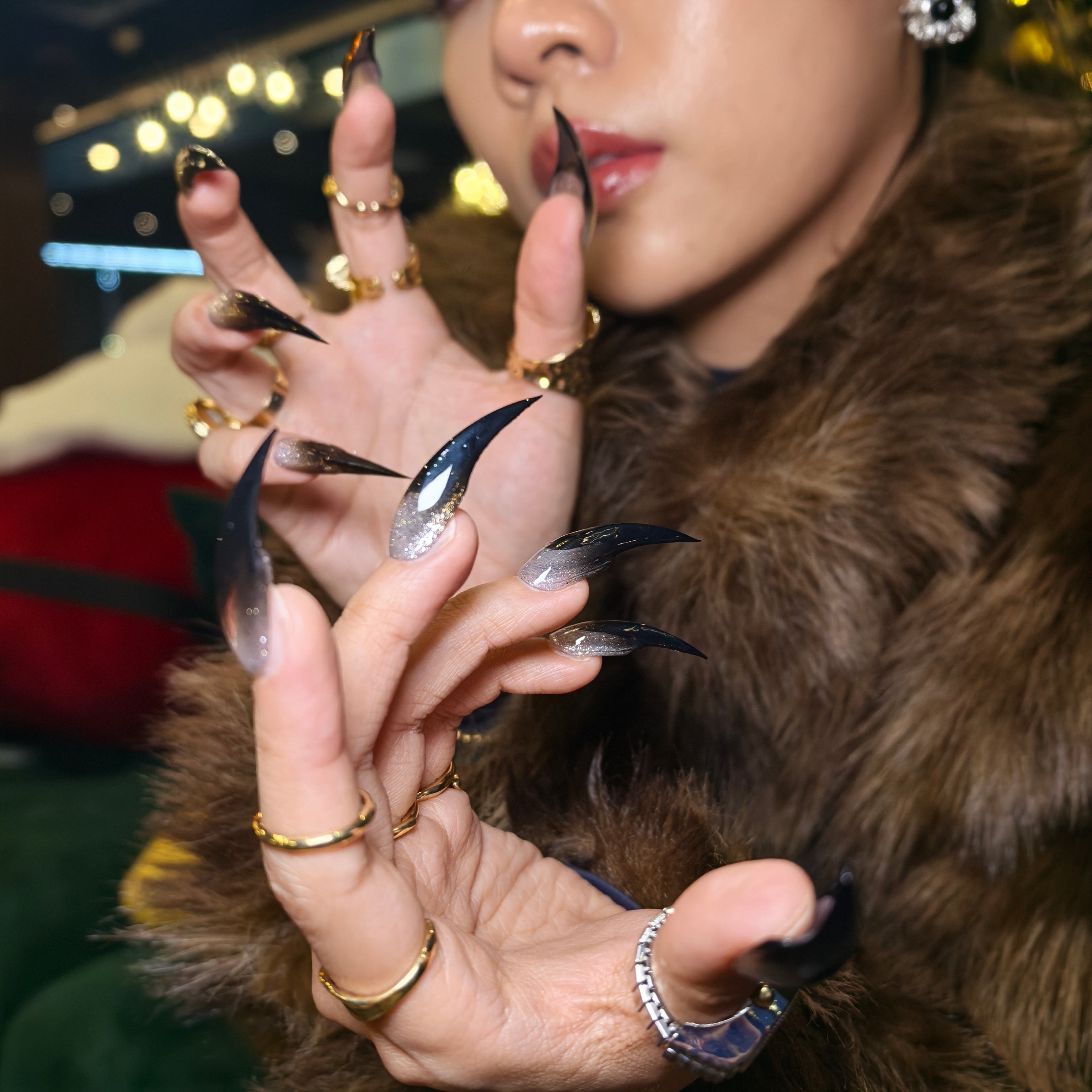 Cat Claws #3 claw press-on nails — hand-painted smoky black grey glitter gradient luxury fake nails for women