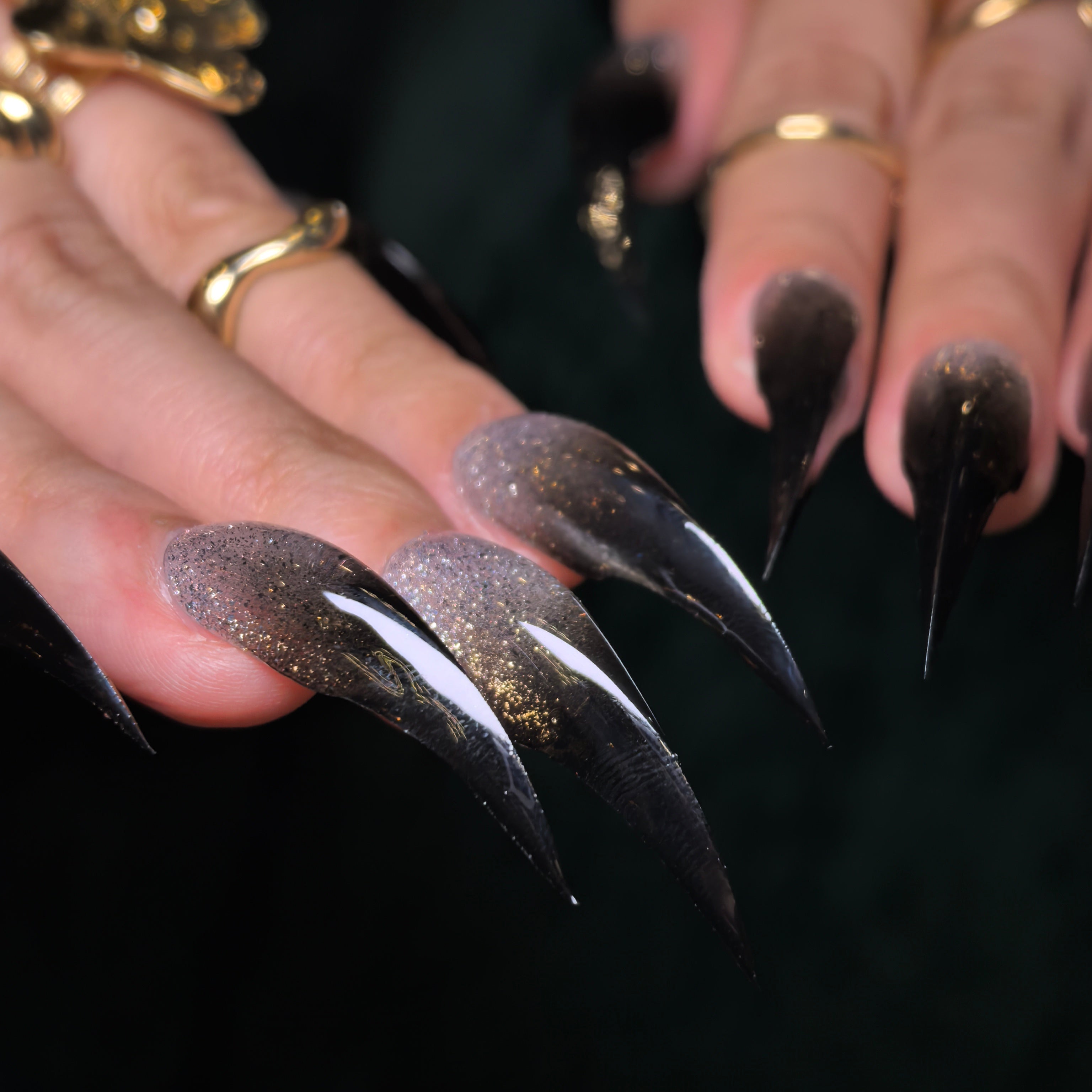 Cat Claws #3 25-30mm claw press-on nails — reusable handmade smoky glitter nail art press-ons