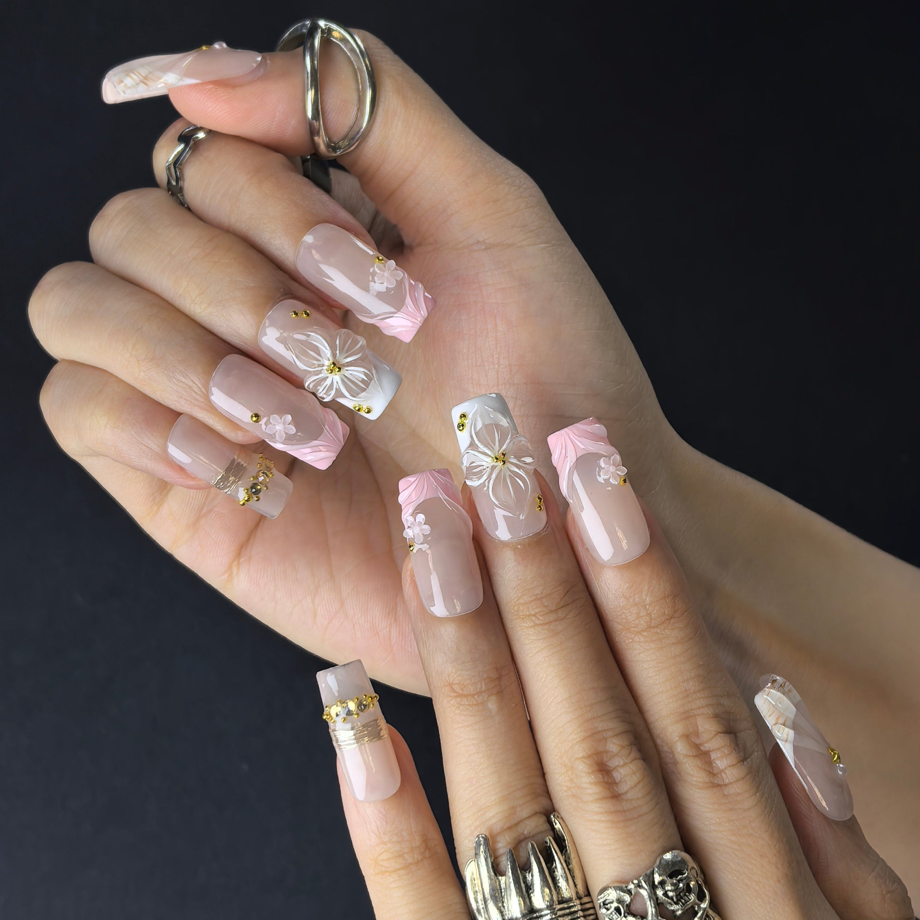 Cinderella Star 28mm almond press-on nails — artisan hand-painted fake nails with elegant fairytale design