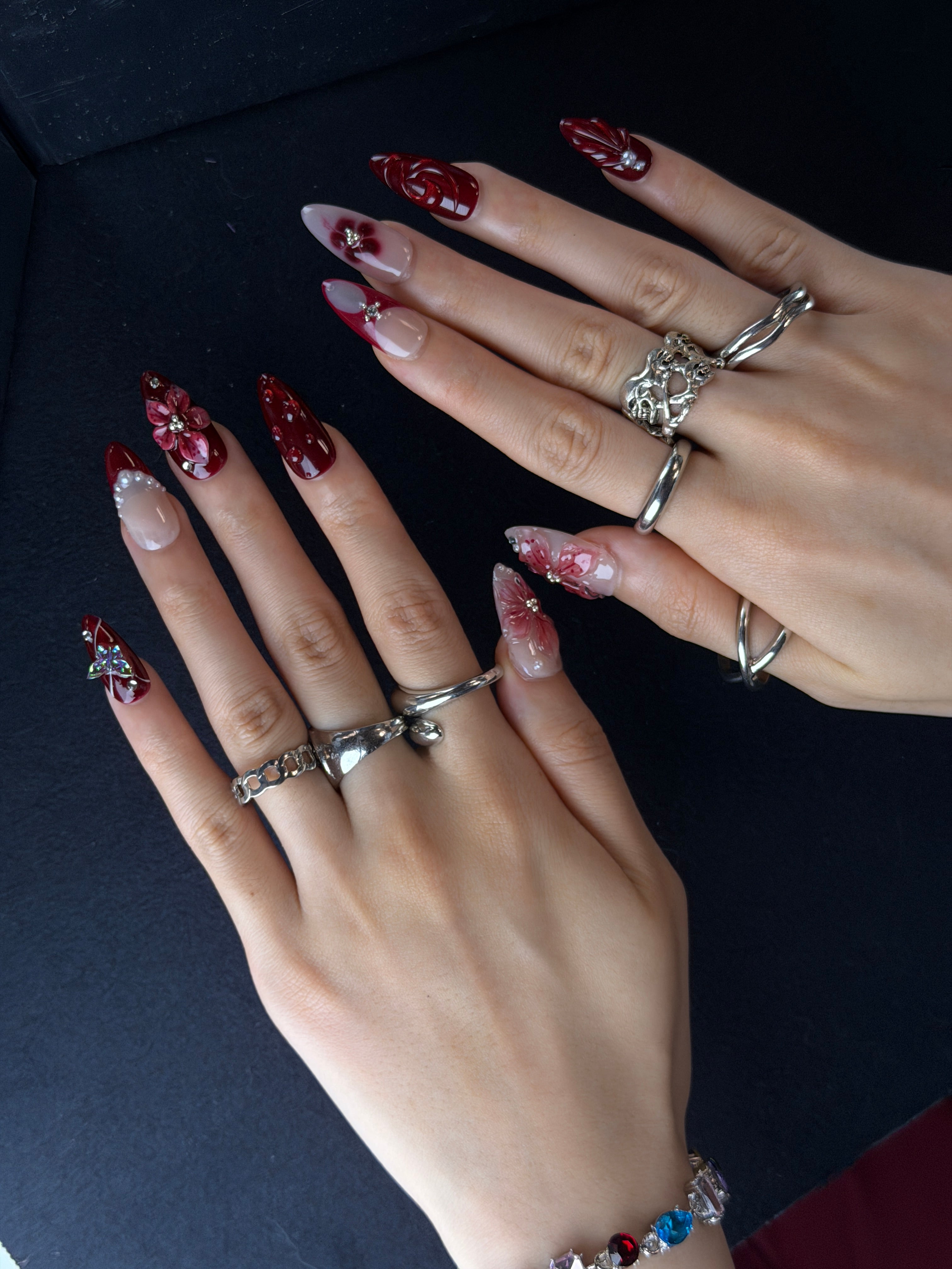 Crimson Petal reusable PMMA almond press-on nails – romantic floral nail art for Valentine's Day and date nights