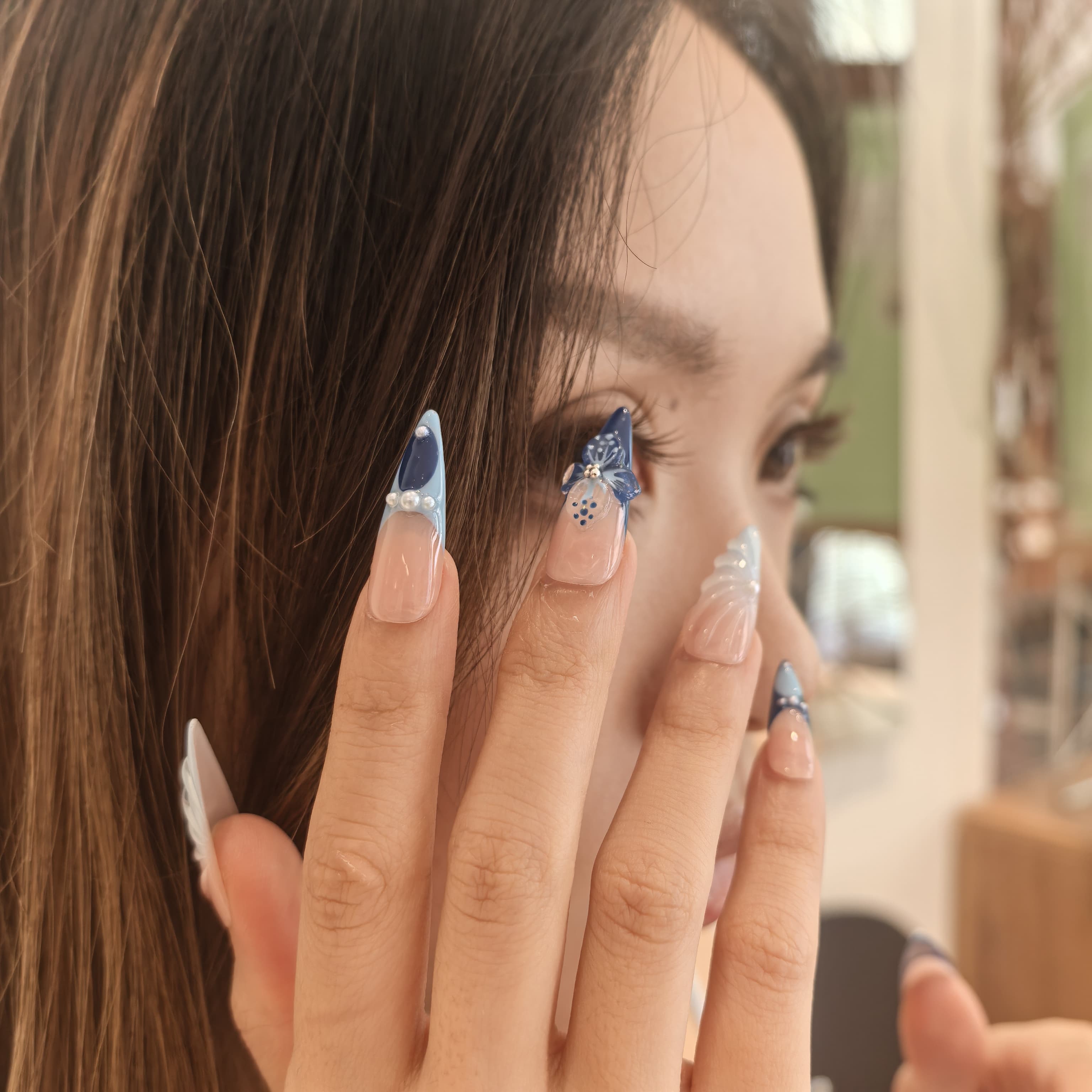 Miss Dainty Blue