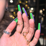 Purple:Fluorescent green