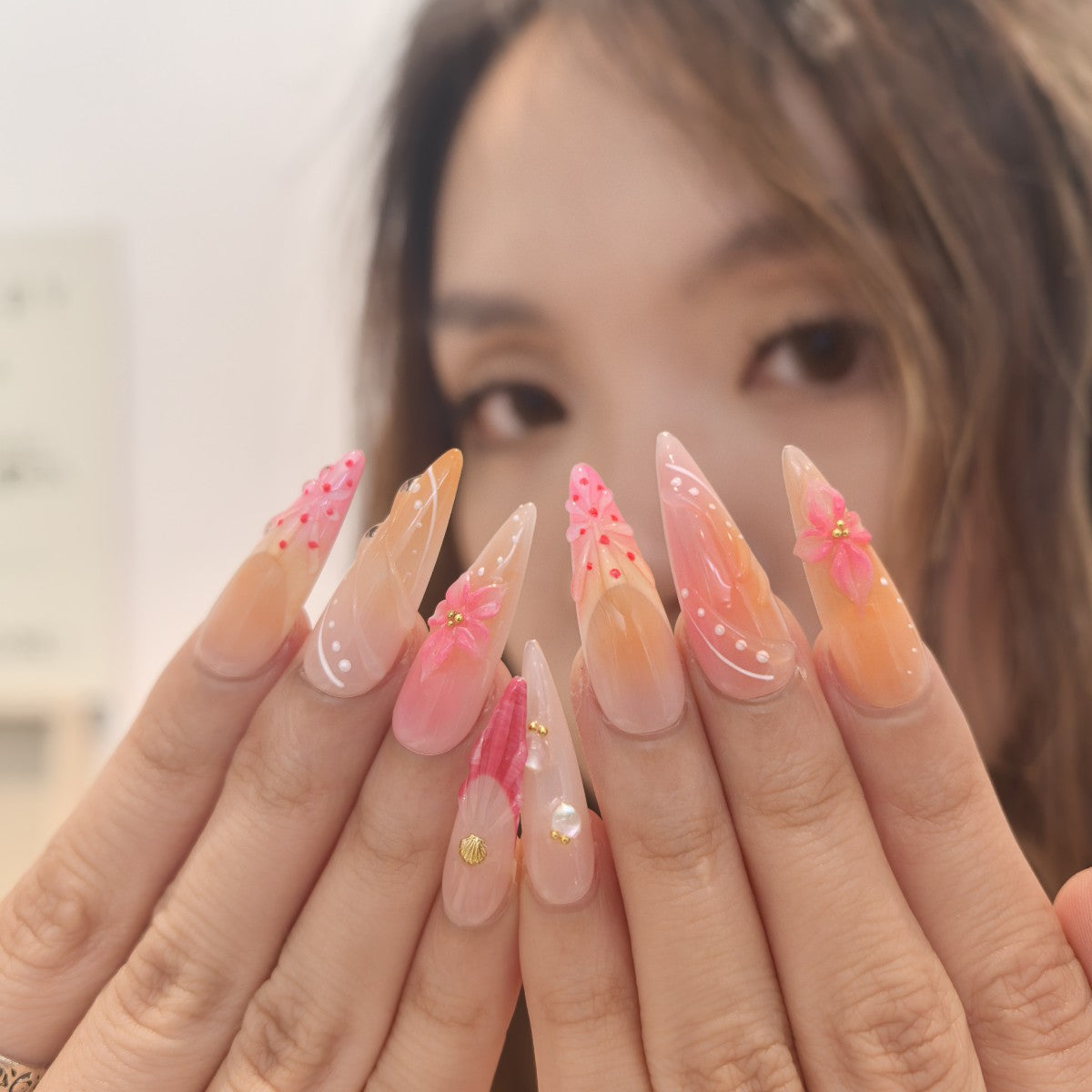 Samba Queen reusable PMMA stiletto press-on nails – beachy shell and flower nail art for summer holidays and coastal weddings